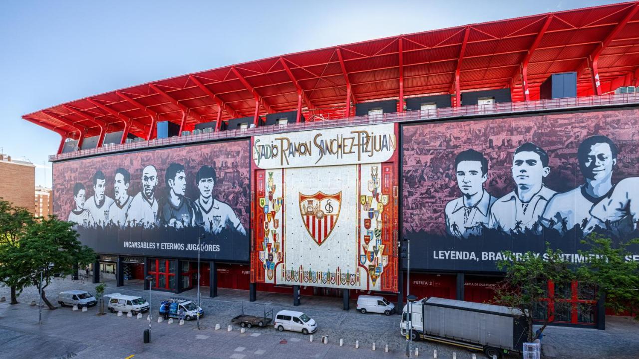Virgen De Los Reyes Sevilla Kültér fotó